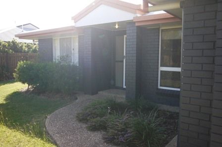 7 Booth Court, Cooee Bay, QLD 4703