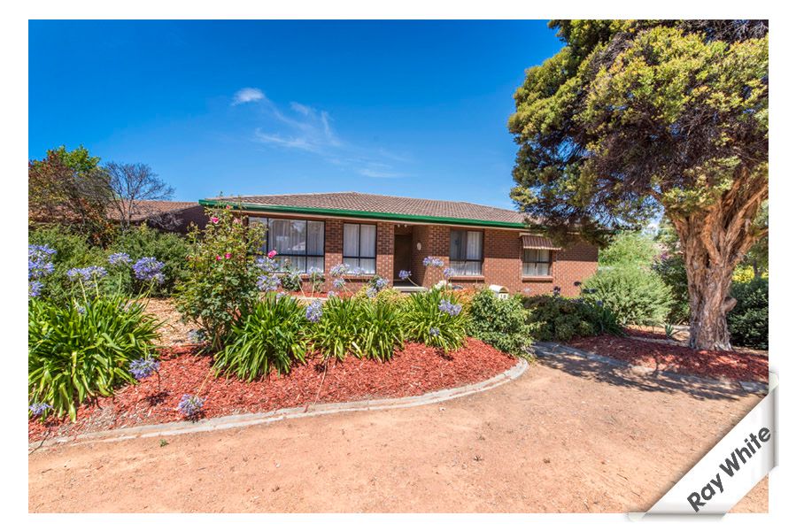 10 Slessor Crescent, McKellar, ACT 2617