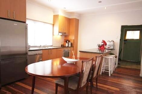 80 Broadwater Road, Mount Gravatt East, QLD 4122