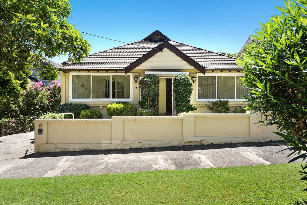 13-15 Cambridge Avenue, Vaucluse, NSW 2030