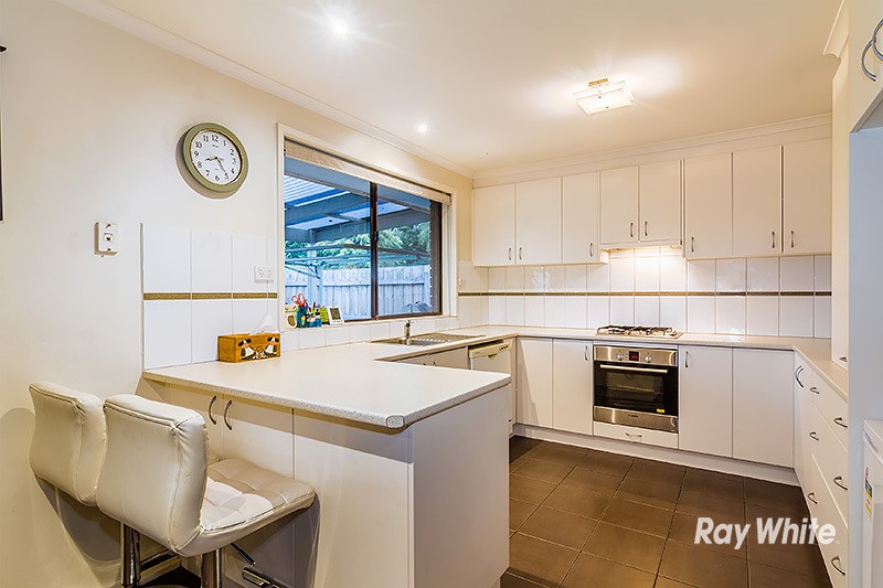 33 Arleon Crescent, CRANBOURNE, VIC 3977