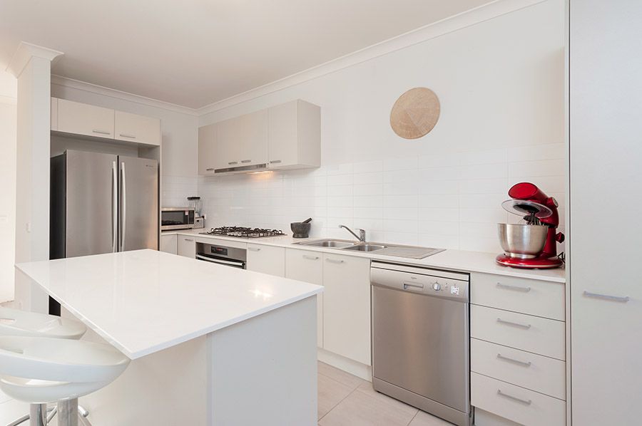 50 Gateshead Street, Craigieburn, VIC 3064