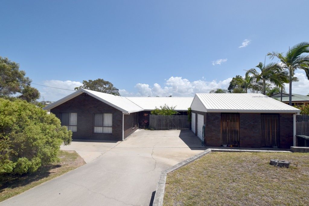 2/18 Chapman Drive, Clinton, QLD 4680