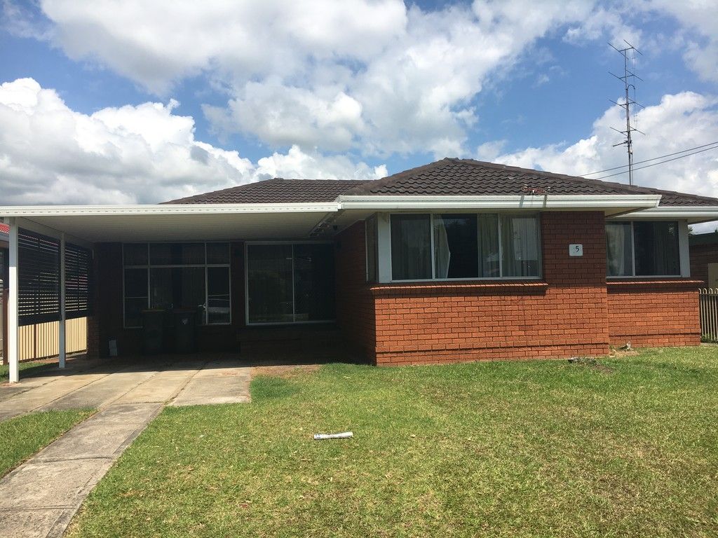 15 Robyn Road, ALBION PARK RAIL, NSW 2527
