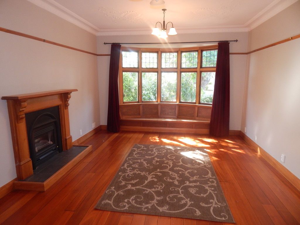 16 St Albans Grove, Woburn, Lower Hutt City
