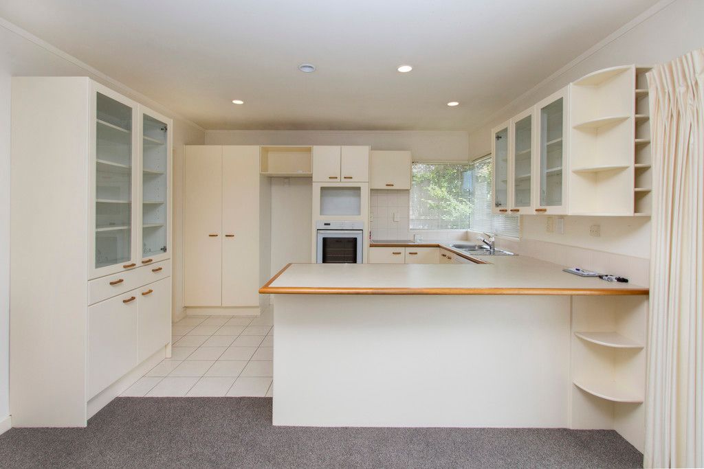 2/10 Emma Court, Northpark, Manukau City