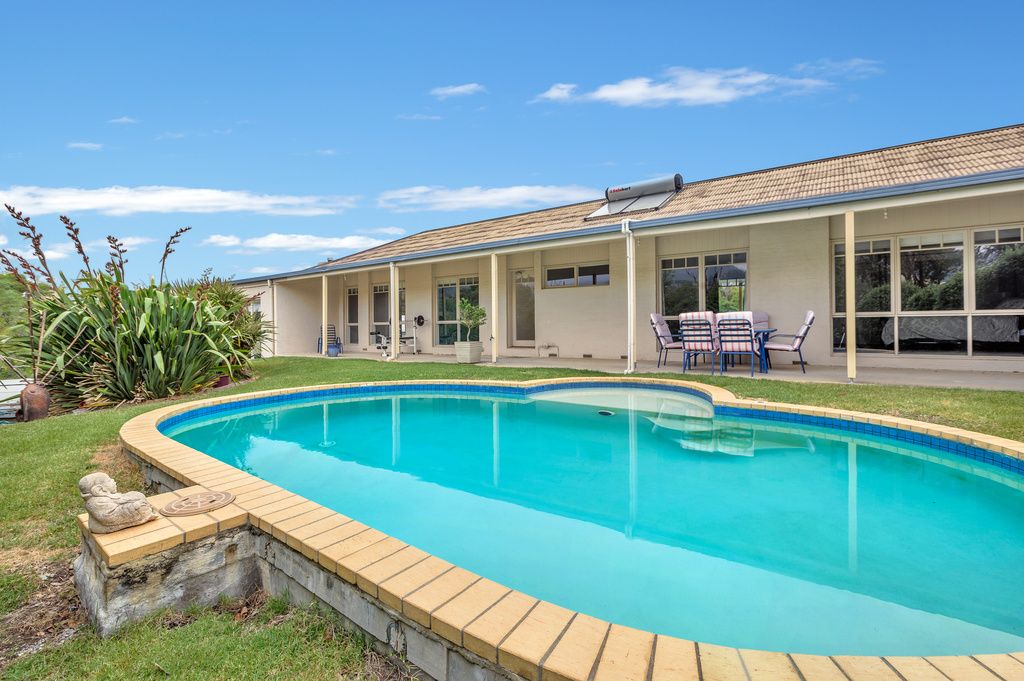 35 Holts Road, Whittlesea, VIC 3757