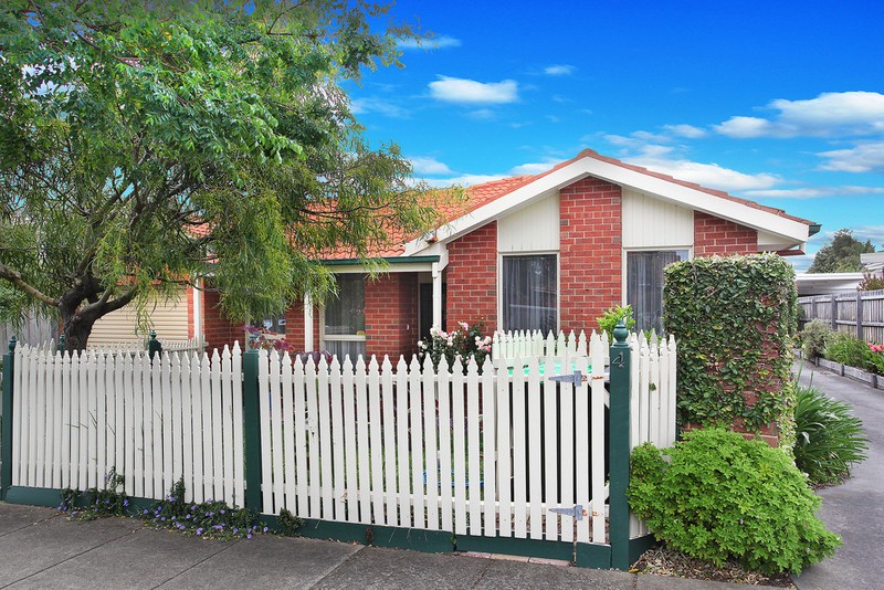 1/4 Marma Road, Murrumbeena, VIC 3163