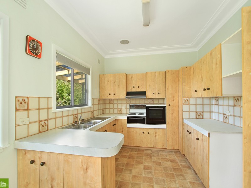 47 The Crescent, Helensburgh, NSW 2508