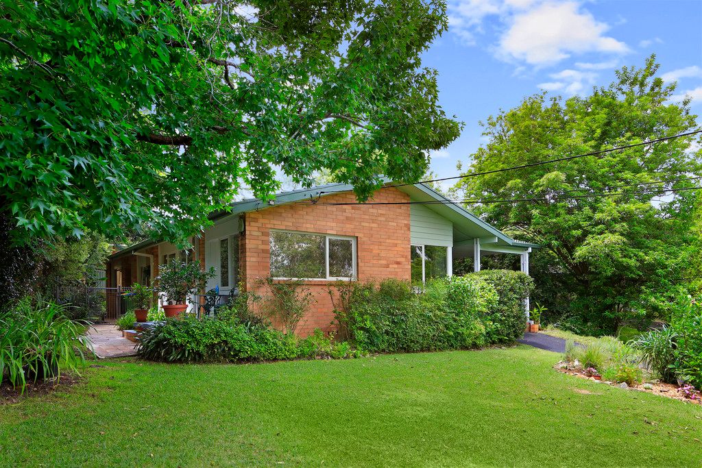 8 Parkinson Avenue, Turramurra, NSW 2074