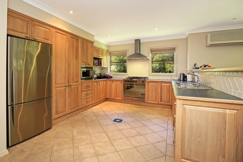 28 Uranna Avenue, North Nowra, NSW 2541