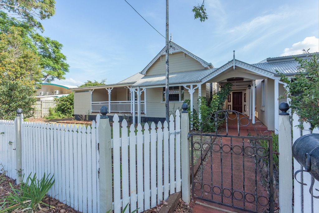 162-164 Spring Street, Middle Ridge, QLD 4350