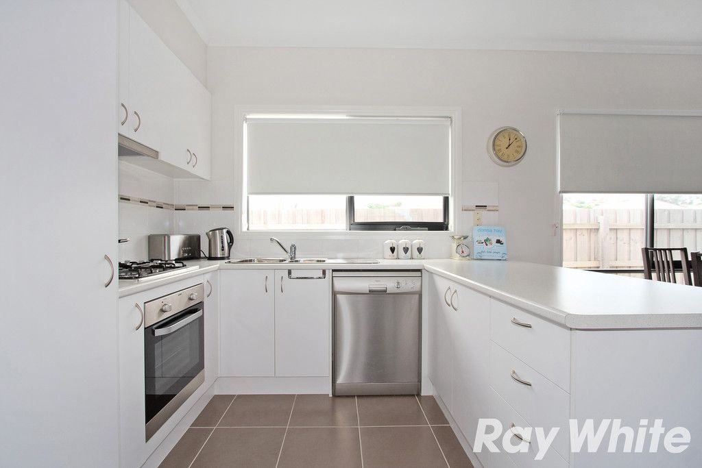 81 Cook Street, Drouin, VIC 3818
