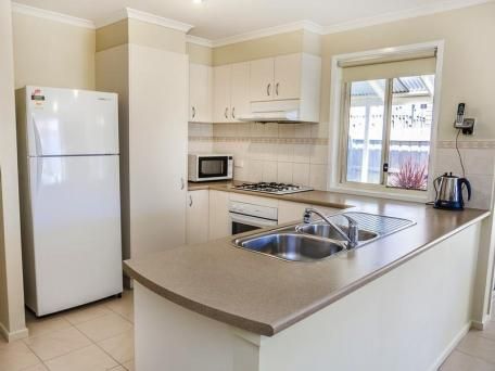 27 Villawood Avenue, Roxburgh Park, VIC 3064