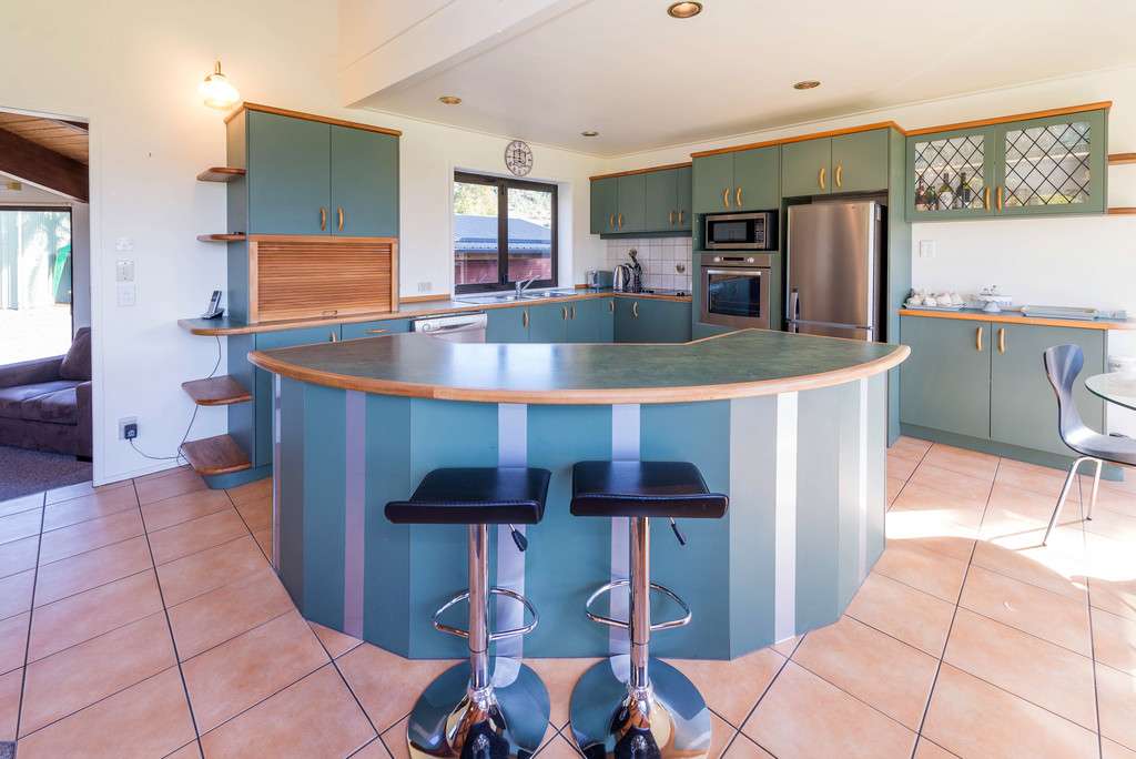 291 Spencer Road photo 4