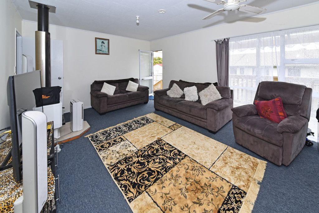 2/9 Kirklow Place, Goodwood Heights, Manukau City