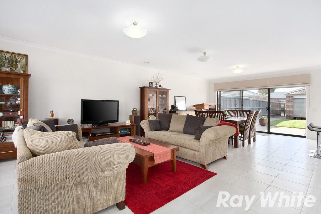 14 Jade Walk, Officer, VIC 3809