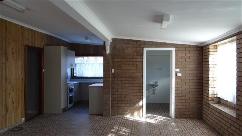 28 Second Avenue, Warrawong, NSW 2502