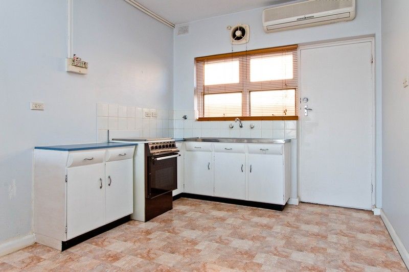 2/20 Rockingham Street, West Beach, SA 5024