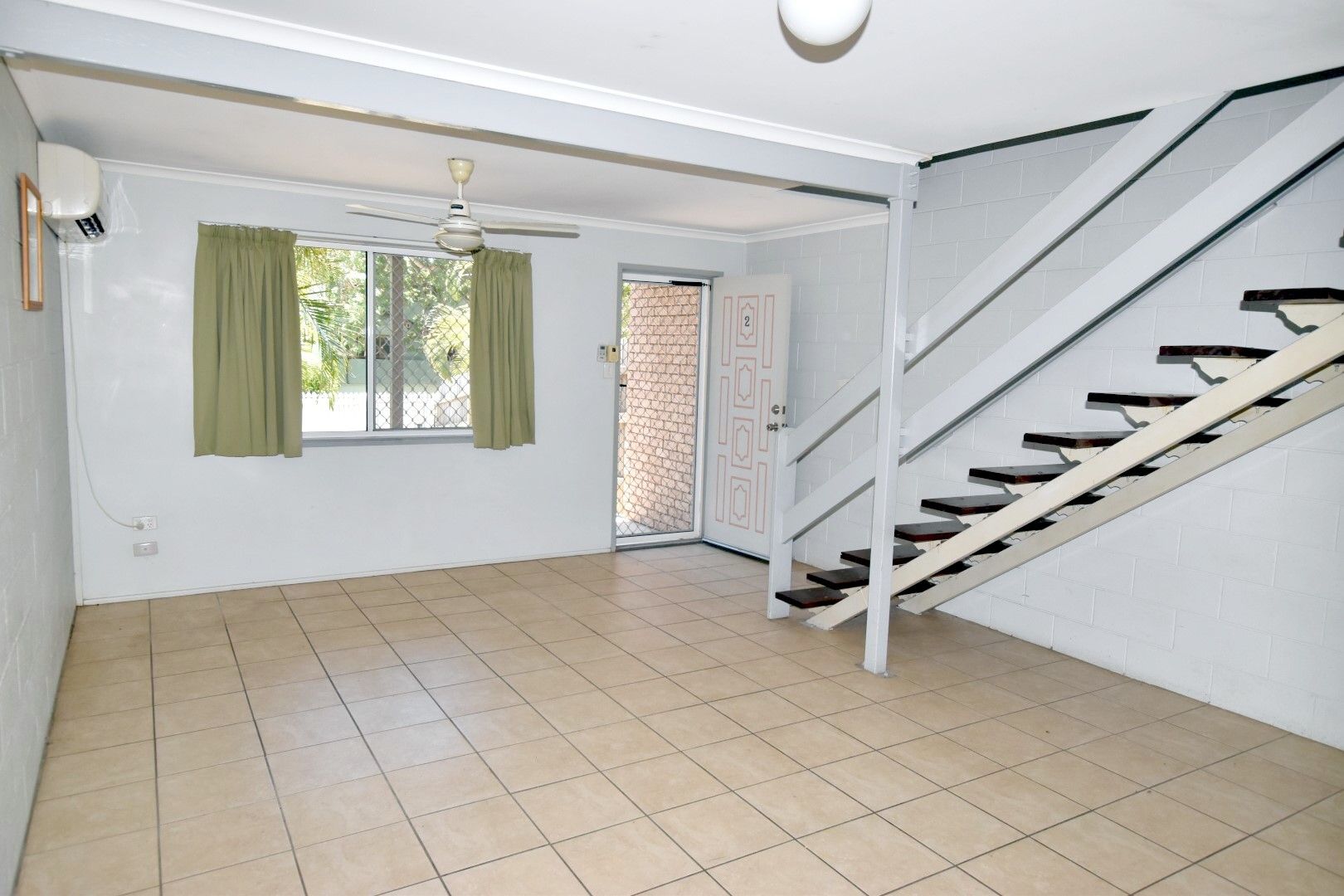 2/77 Auckland Street, Gladstone Central, QLD 4680