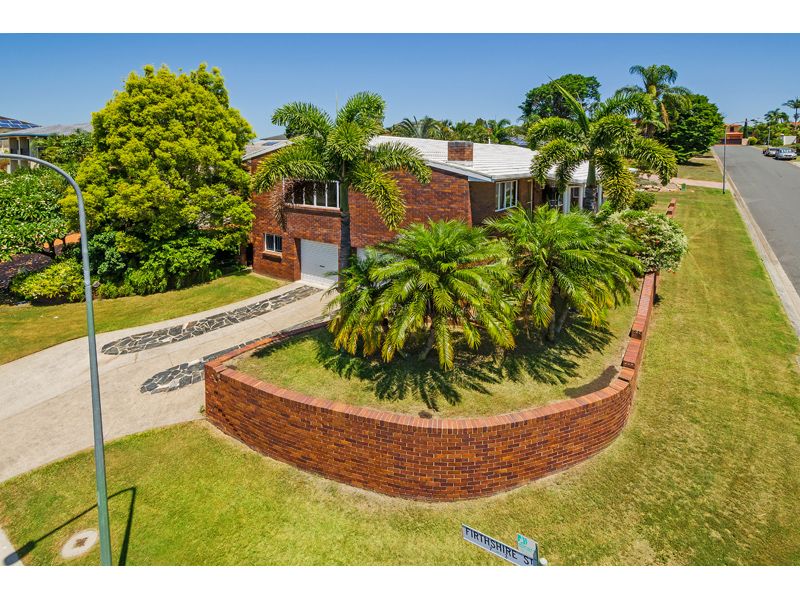 10 Brigadoon Street, Mansfield, QLD 4122