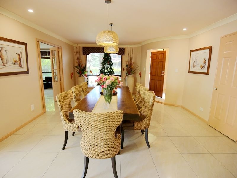 123 Bordeaux Street, Eight Mile Plains QLD 4113