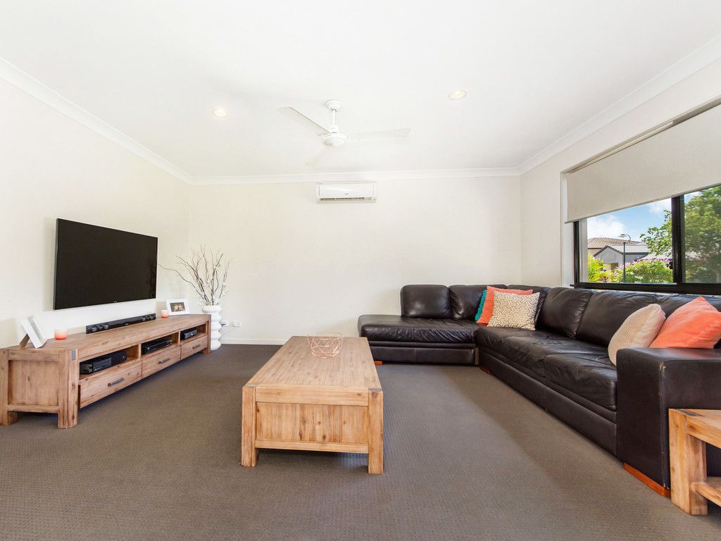 7 Fan Road, Robina, QLD 4226