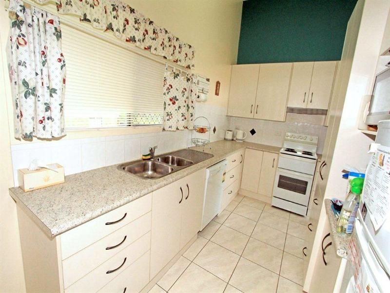 51 Denning Street, PARK AVENUE, QLD 4701