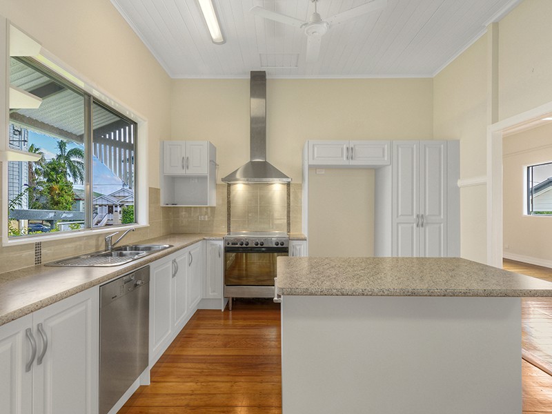 229 Thistle Street, Gordon Park, QLD 4031