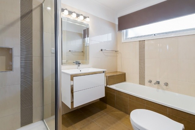 2/160 Kambrook Road, Caulfield, VIC 3162