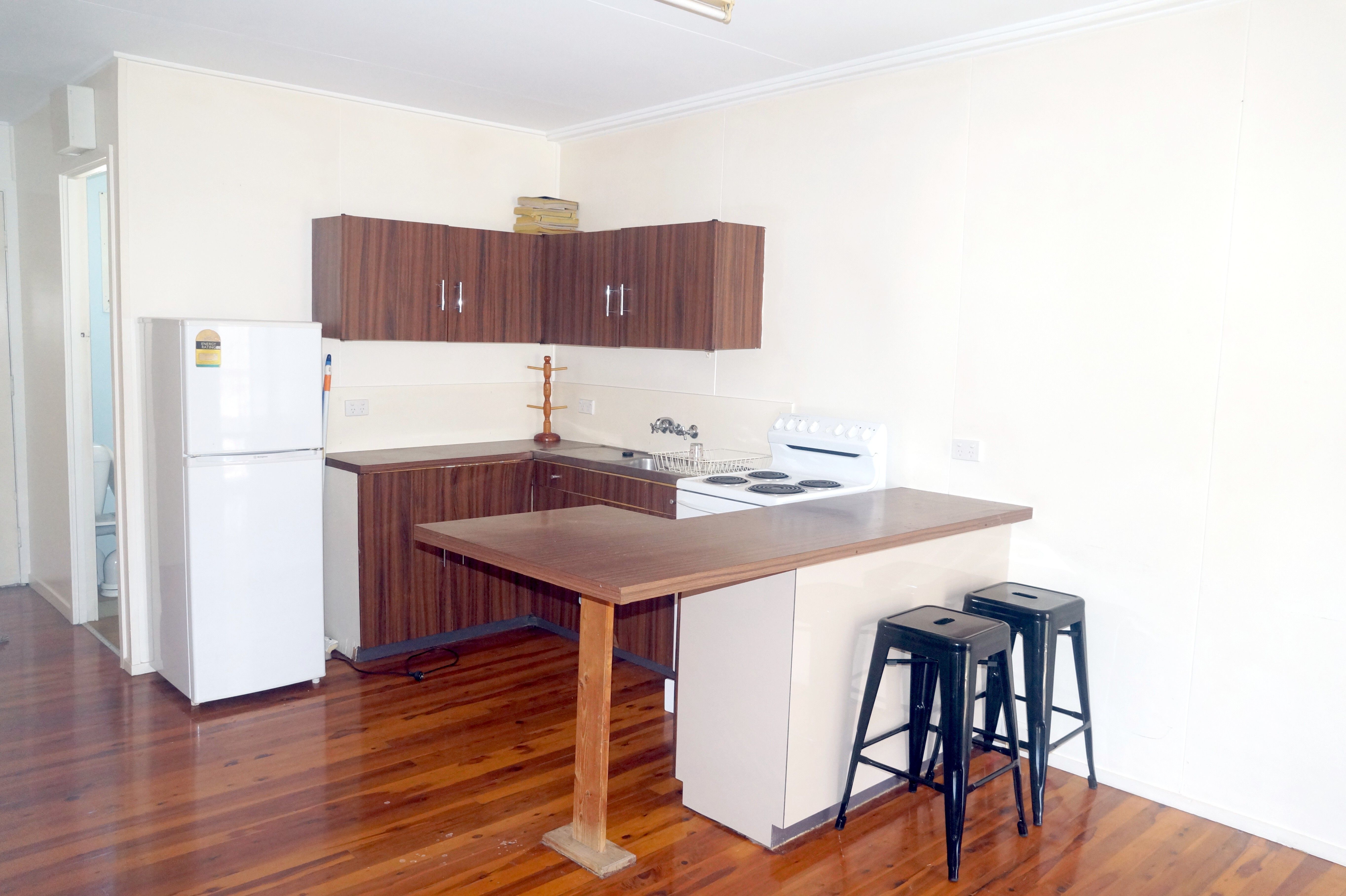 2/18 Grayson Street, West Gladstone, QLD 4680
