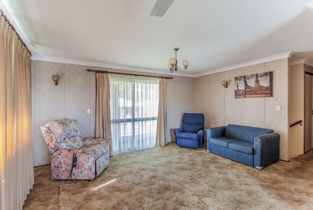 223 Campbell Street, Newtown, QLD 4350