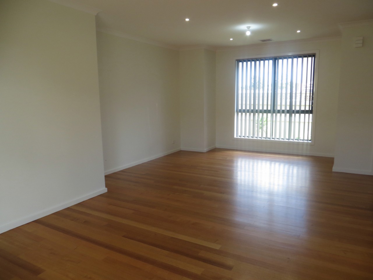 2/56 Waverley Road, CHADSTONE, VIC 3148