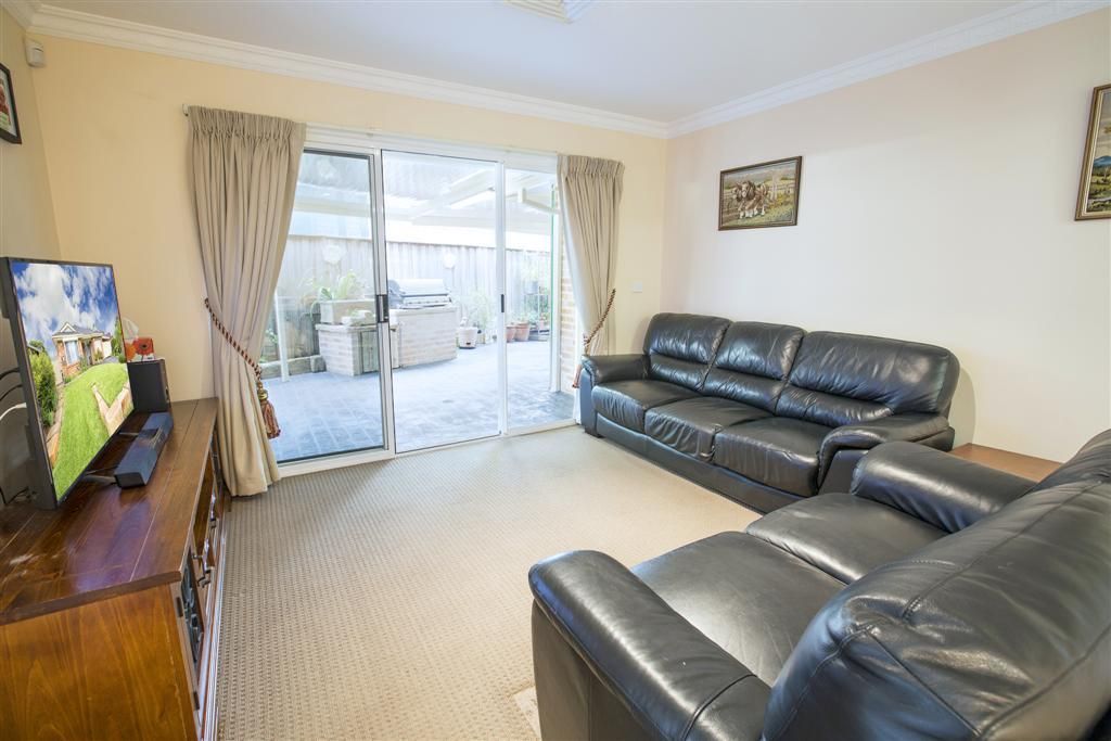 26 Fairywren Close, Glenmore Park, NSW 2745
