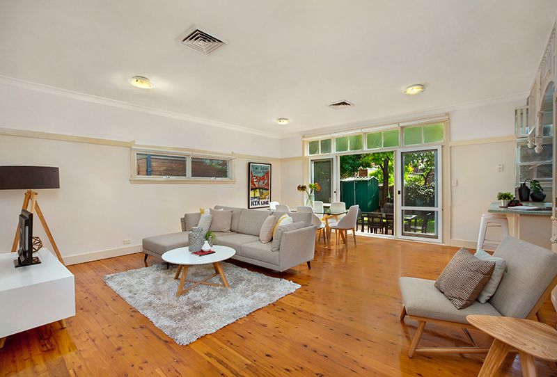 18 Duke Avenue, Rodd Point, NSW 2046