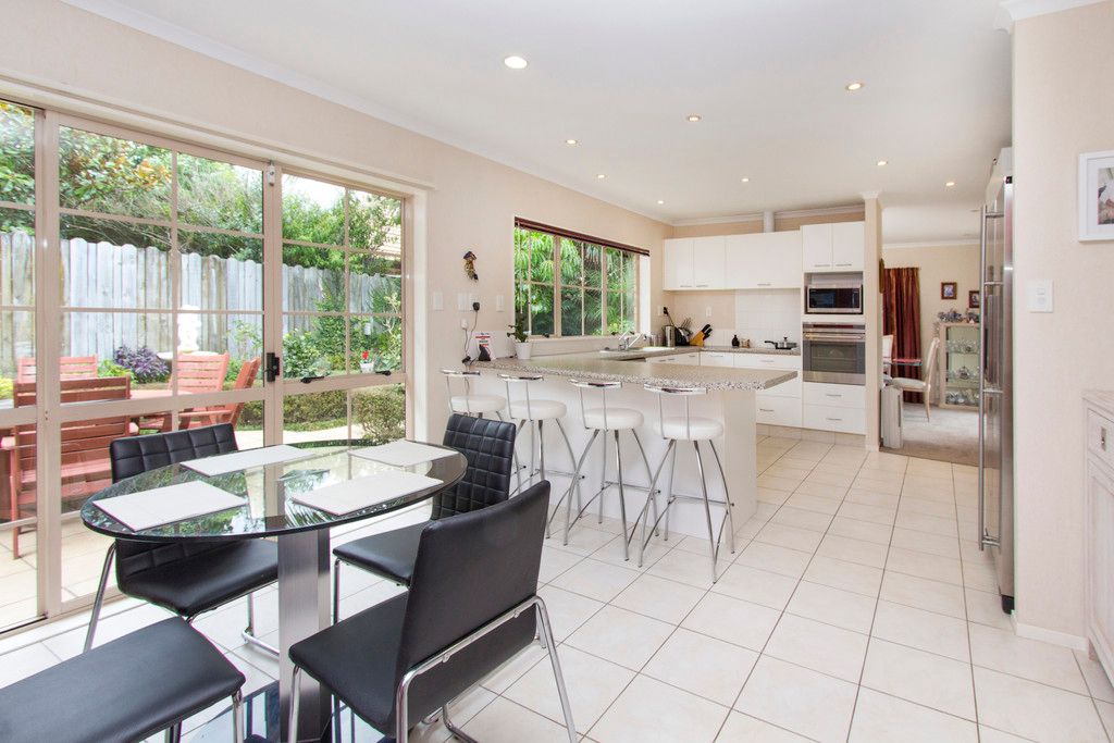 55 Bob Charles Drive, Golflands, Manukau City