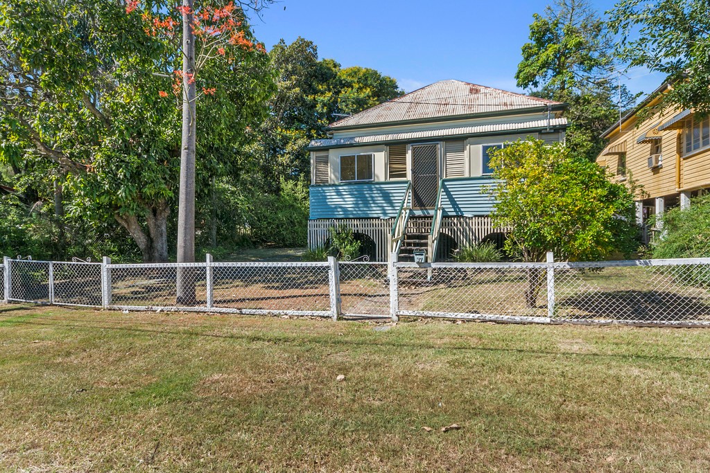 35 and 37 Lowry Street, North Ipswich, QLD 4305