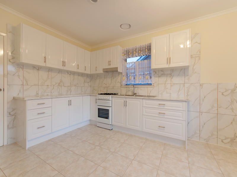 20 Laurina Crescent, Frankston North, VIC 3200