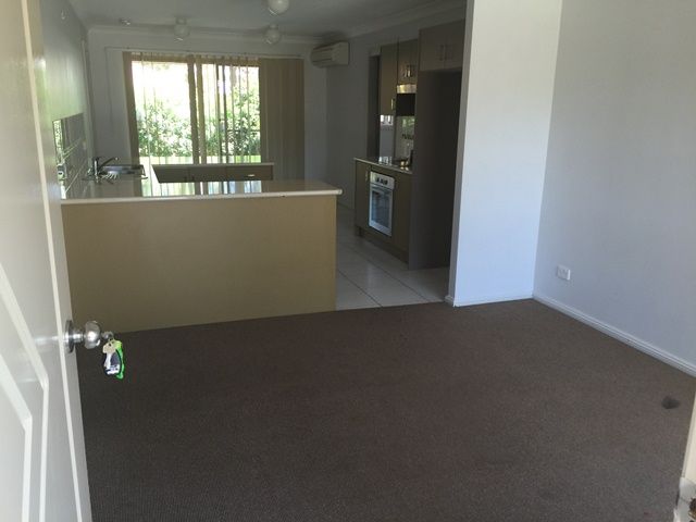 2/4 Wyndham Street, GRETA, NSW 2334