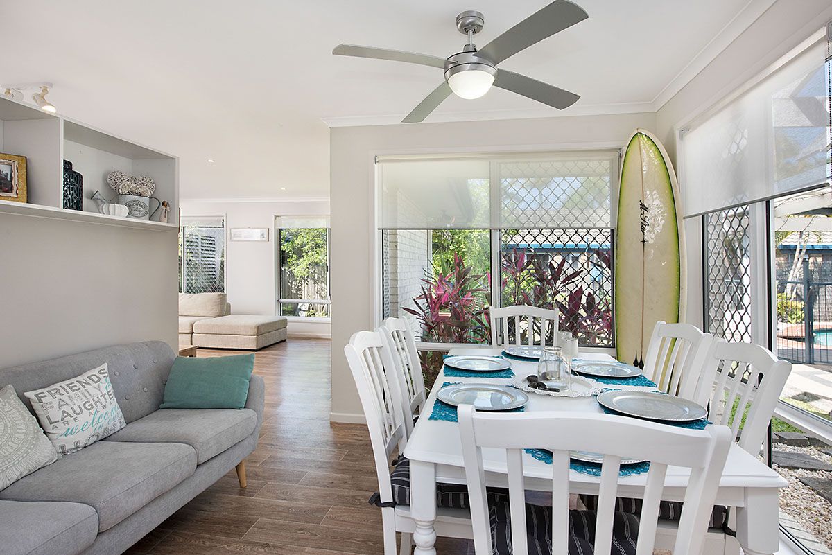 11 Whitehaven Drive, BUDERIM, QLD 4556