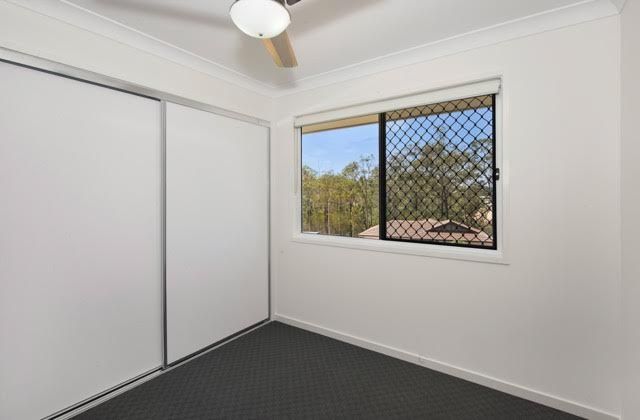 2/17 Faustina Close, Augustine Heights, QLD 4300