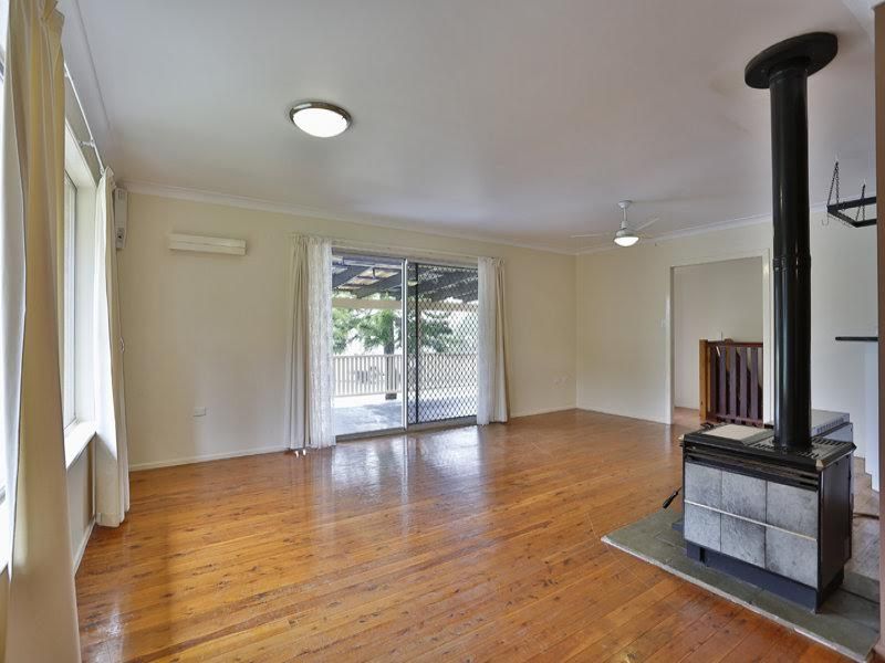4 Traminer Drive, Wilsonton Heights, QLD 4350