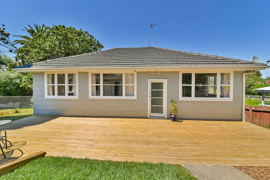 101B Luke Street East photo 1
