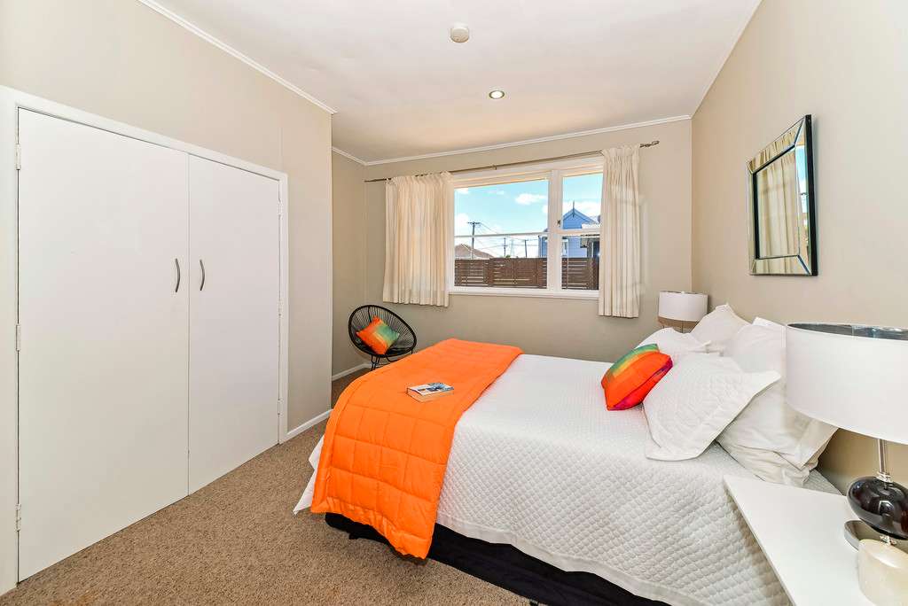 101B Luke Street East photo 8