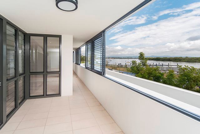 2202/1 Marina Promenade, Paradise Point, QLD 4216