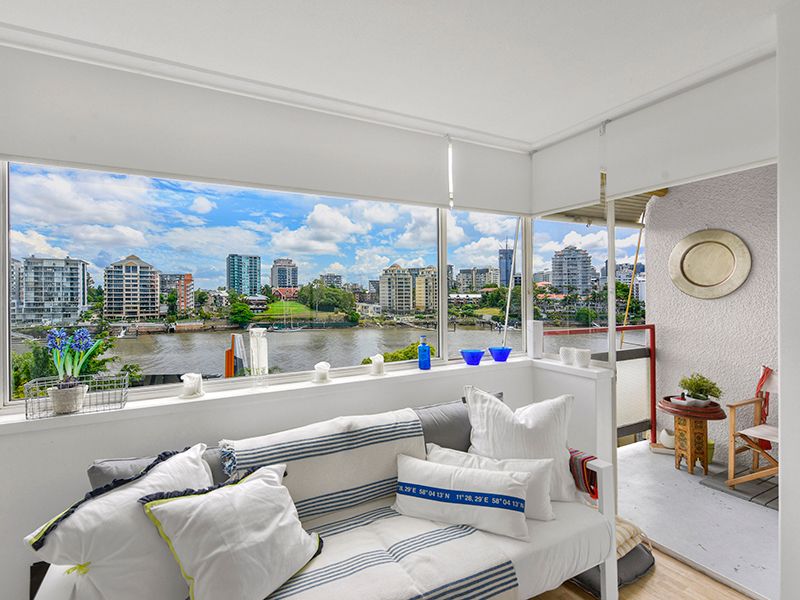 172 Oxlade Drive, New Farm QLD 4005