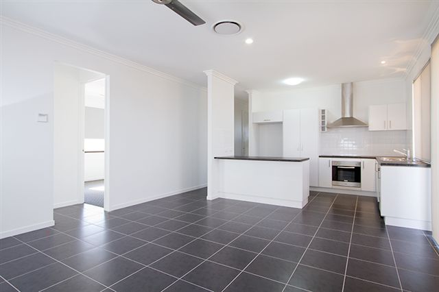 11 Tamar Circuit, NORTH LAKES, QLD 4509
