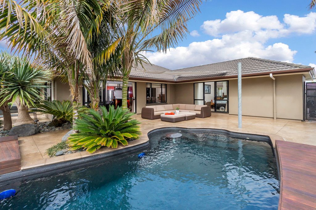 8 Erne Crescent, Dannemora, Manukau City