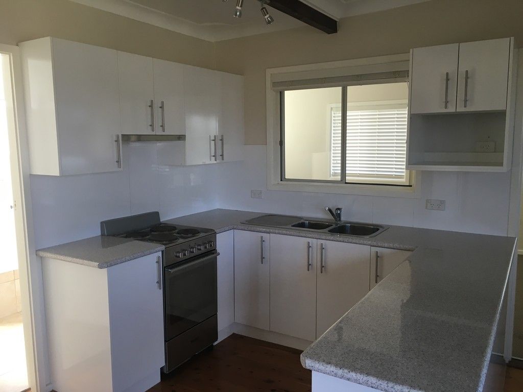 20 Quay Road, Callala Beach, NSW 2540