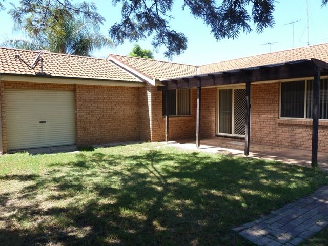 18 Fitzgerald Place, Glenmore Park, NSW 2745